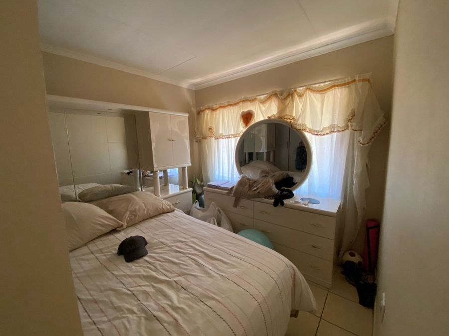10 Bedroom Property for Sale in Orkney North West